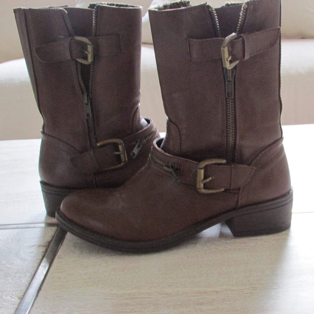 Women ankle boots